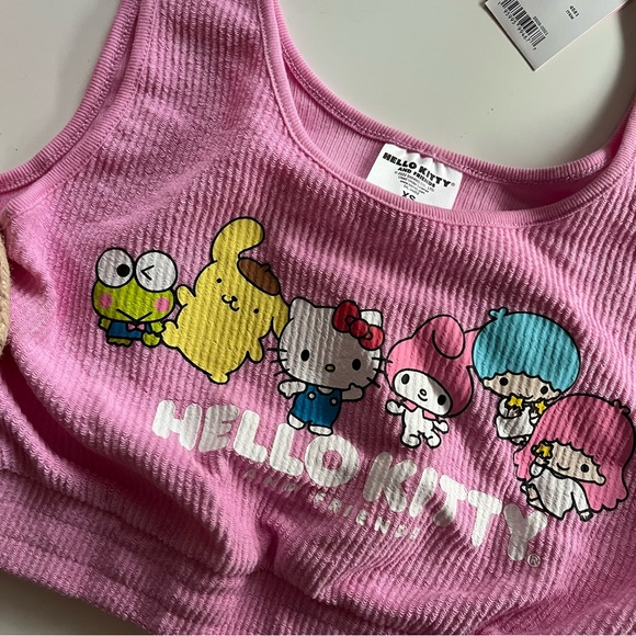 COPY - NWT Hello Kitty Ribbed Cropped Tank - Picture 3 of 6